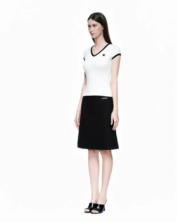 Áo Thun Viền Cổ Tim